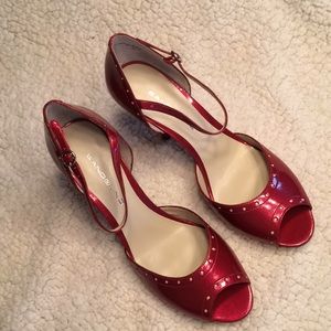 NWOT Red peep toe Bandolino heels